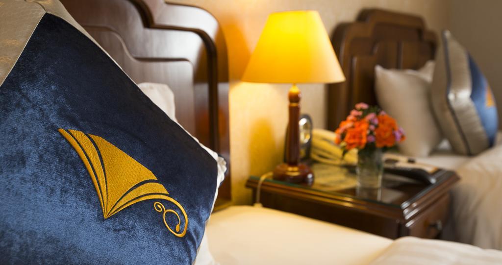 Adamas Hanoi Hotel Buitenkant foto
