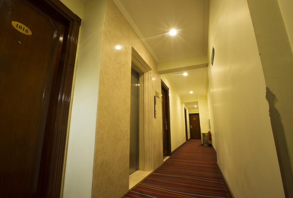 Adamas Hanoi Hotel Buitenkant foto